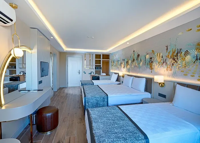 Seaphoria Hotel